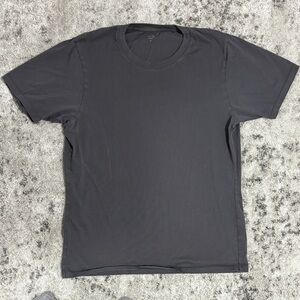 Uniqlo Men's Charcoal Short Sleeve Tee